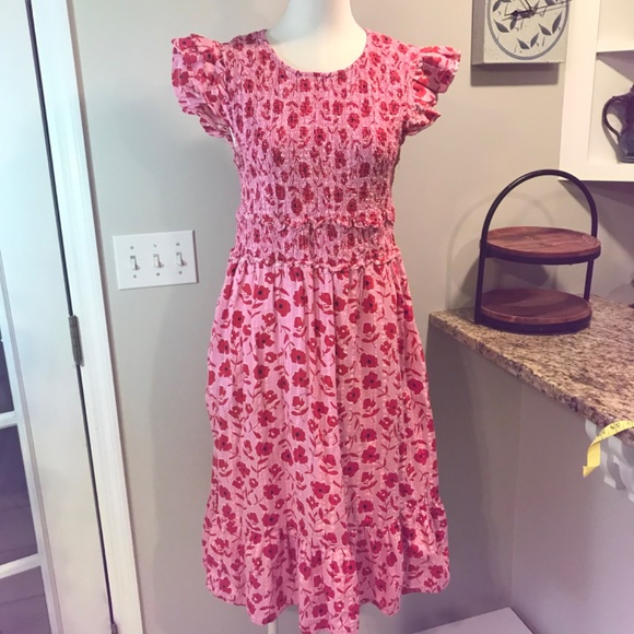 Vineyard Vines 🌸 Rock Rose 🌹 floral smocked MIDI pockets dress - Picture 2 of 16
